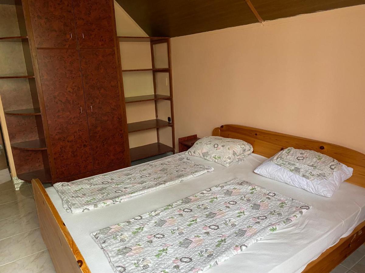 Toereki 34 Vendeghaz Daire Siofok Dış mekan fotoğraf